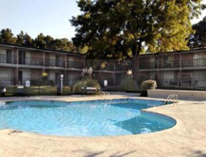 Super 8 By Wyndham Macon Ga Hotel Bagian luar foto